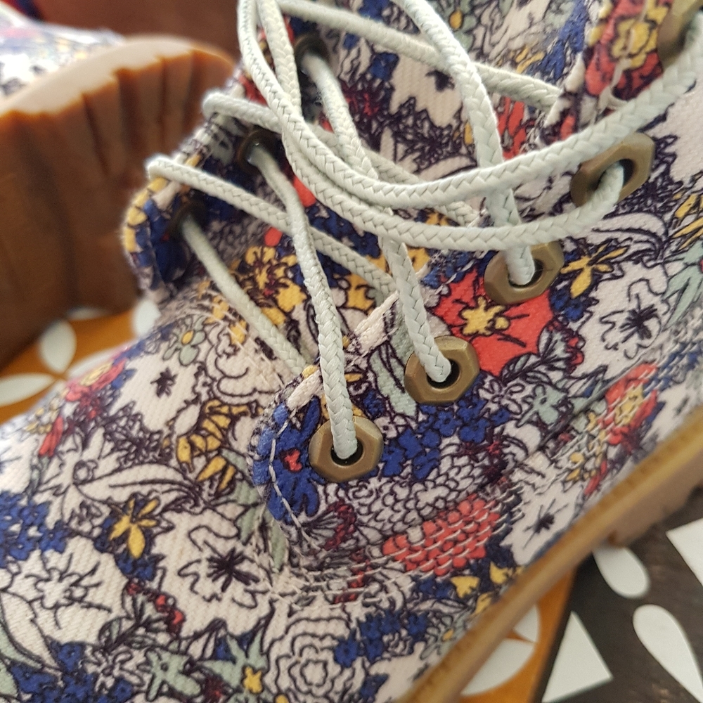 Floral Timberland size 37 - Picture 3 of 8